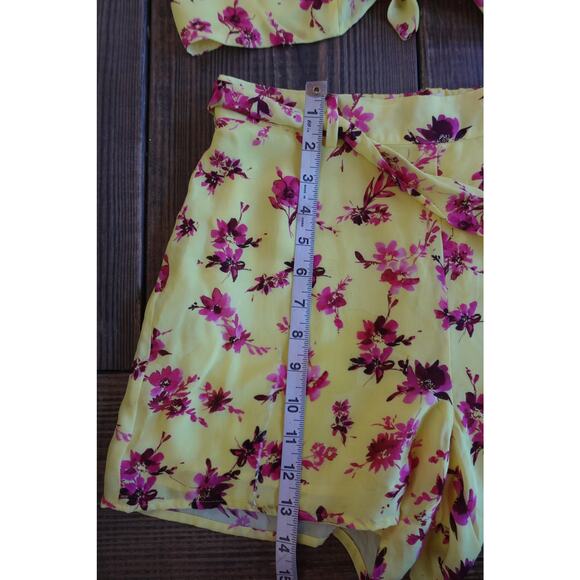 Cami NYC Silk Floral Two Piece Set Womens Small Yellow Pink Bra Top Shorts Boho - Picture 13 of 16